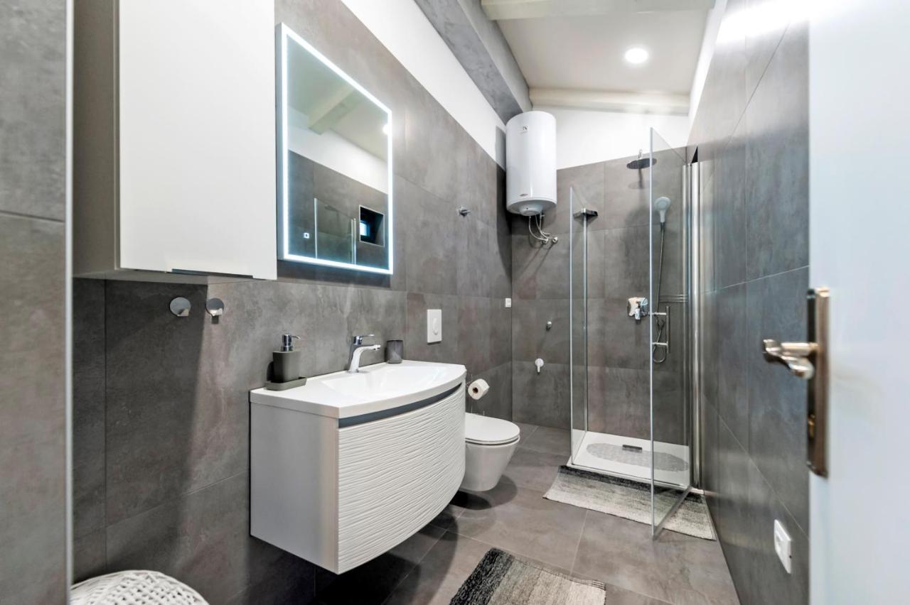 Deluxe Apartments A&A - 2 Rovinj Eksteriør billede