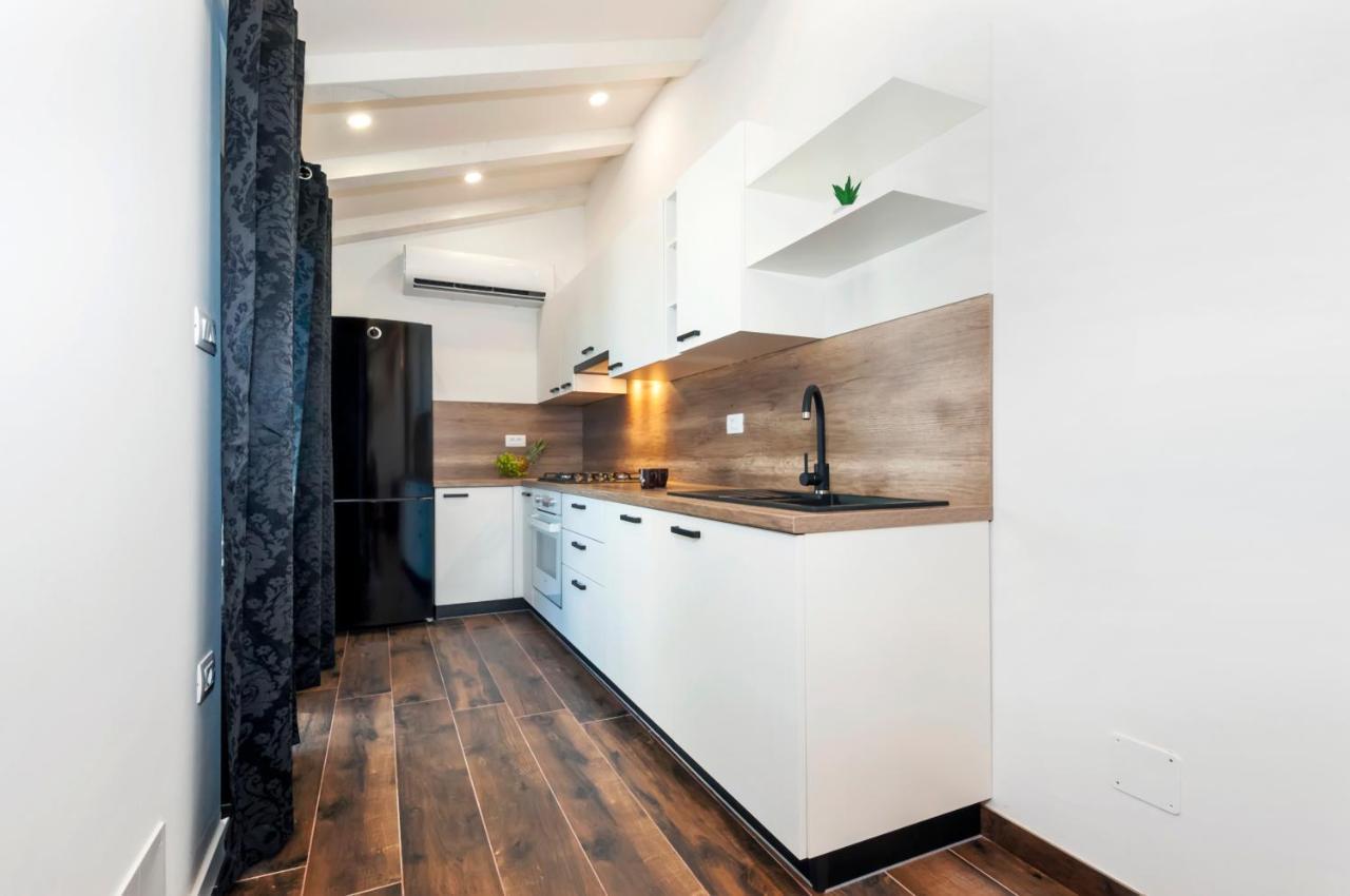 Deluxe Apartments A&A - 2 Rovinj Eksteriør billede