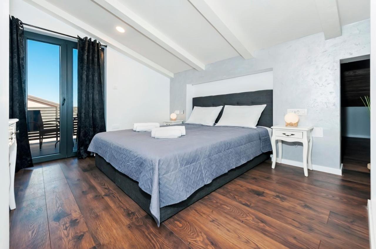 Deluxe Apartments A&A - 2 Rovinj Eksteriør billede