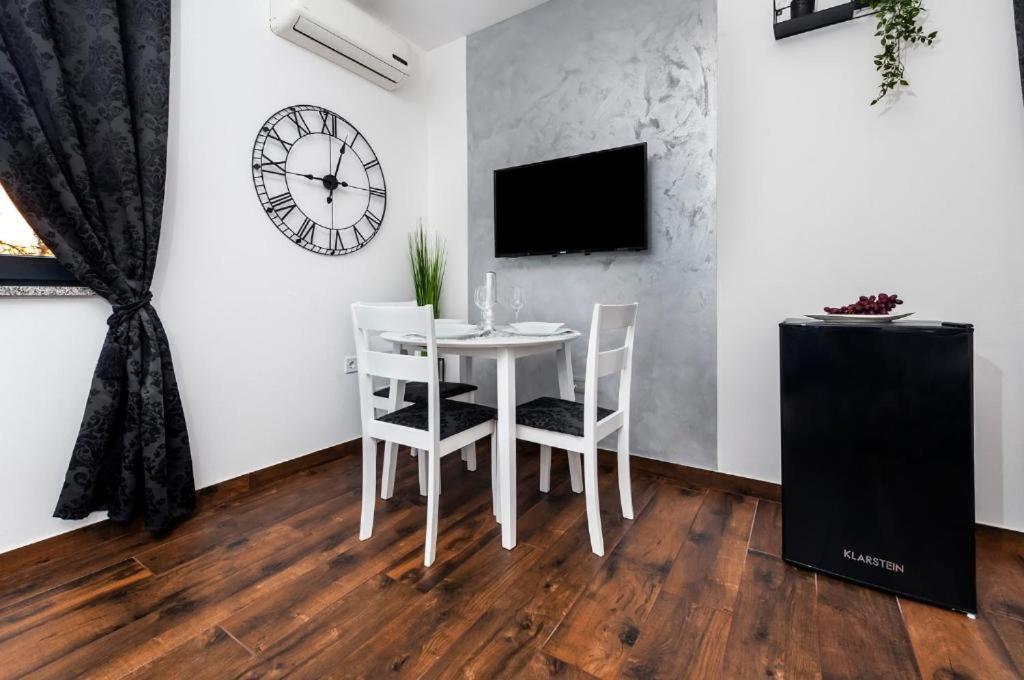 Deluxe Apartments A&A - 2 Rovinj Eksteriør billede