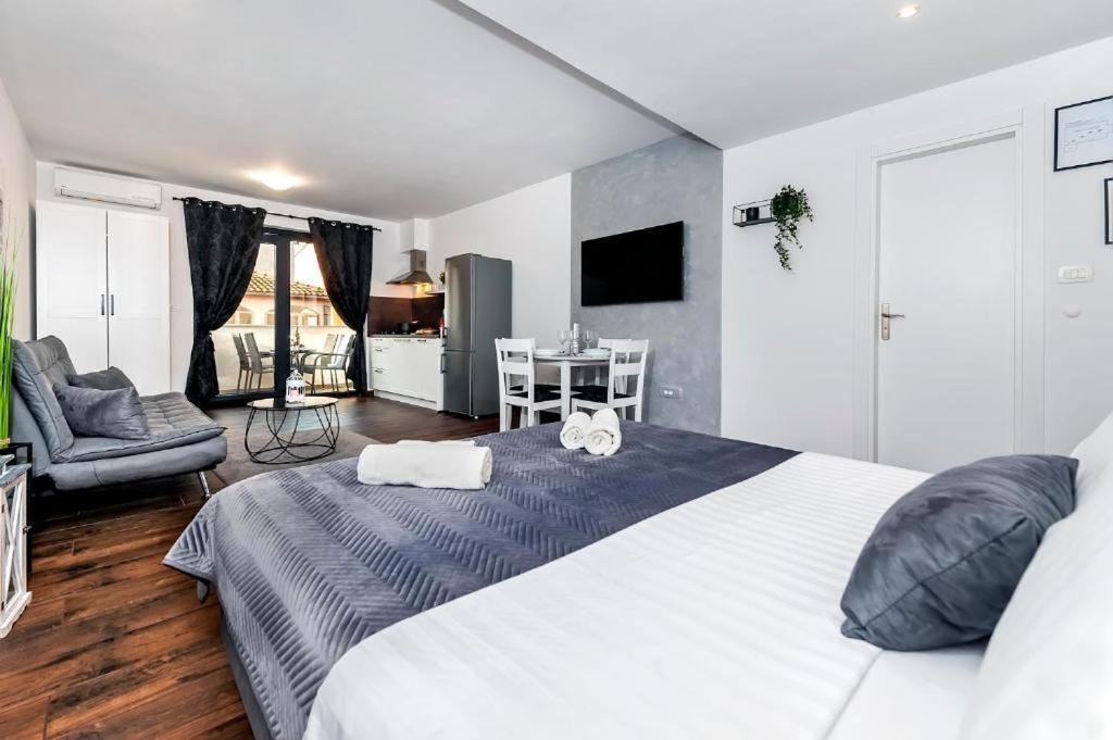 Deluxe Apartments A&A - 2 Rovinj Eksteriør billede